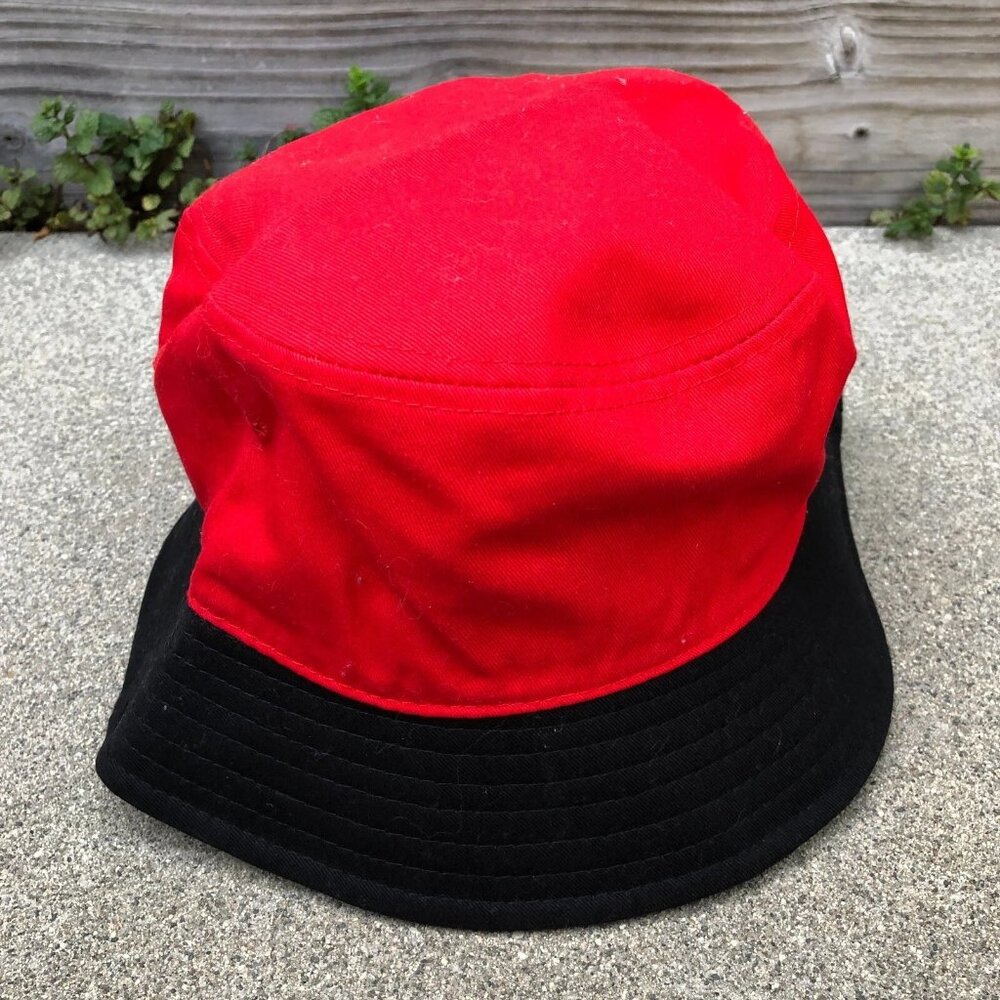 Vintage PREMIUM Bucket Hat Men's One Size Red Black Colorblock Cap
